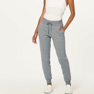 Lululemon Warm Down Jogger II *28"